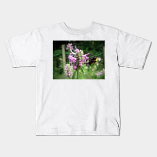 Blossom with bee Kids T-Shirt